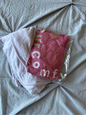 PurComfy Lavender and Deep Pink Bassinet Fitted Sheet Set